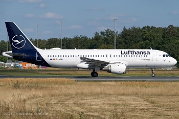 FRA AIRBUS 320-211 D-AIQW 2000-11-17