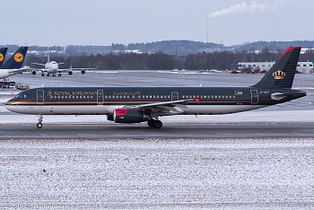 MUC AIRBUS 321-231 JY-AYT