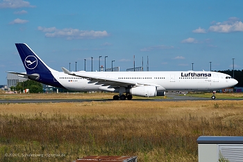 FRA AIRBUS 330-343X D-AIKQ 2012-04-11