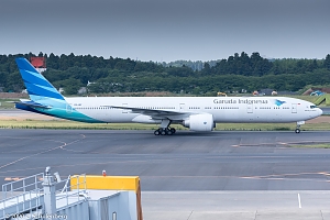 NRT BOEING 777-3U3ER PK-GIF 2014-04-30