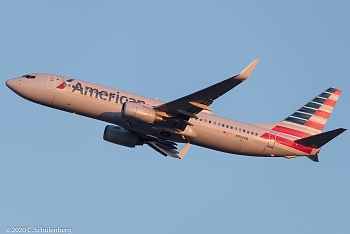 DFW BOEING 737-823 N920AN 1999-09-21