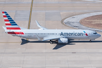 DFW BOEING 737-823 N924AN 1999-12-01